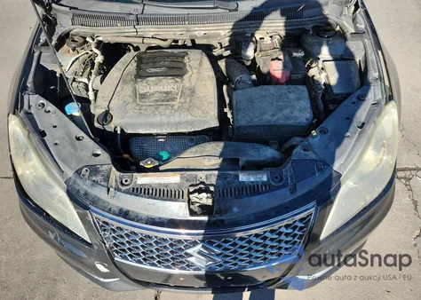 2012 Suzuki Kizashi Sport Sls z USA, uszkodzony, nr VIN JS2RF9A82C6100980